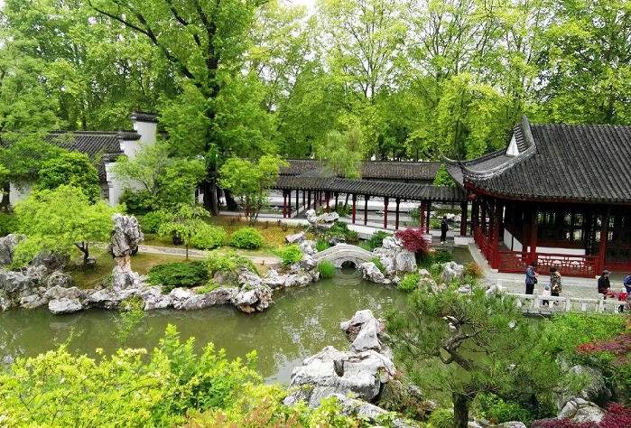 寄暢園